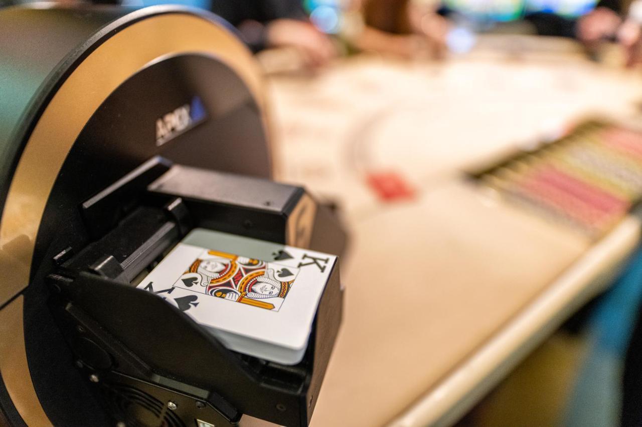 Imperial Casino Strazny Hotel מראה חיצוני תמונה